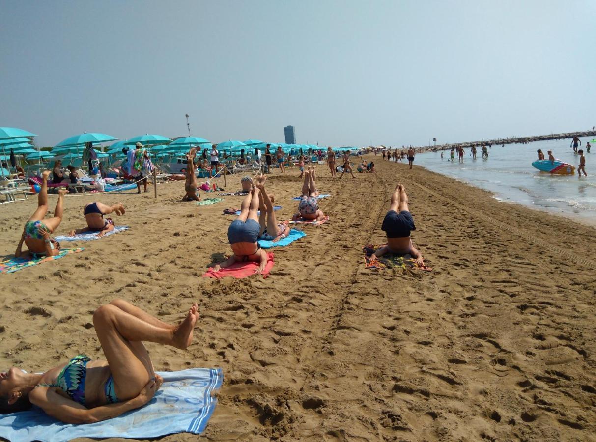 Estivo Premium Deluxe Mobile Homes On Malibu Campingplatz Lido di Jesolo