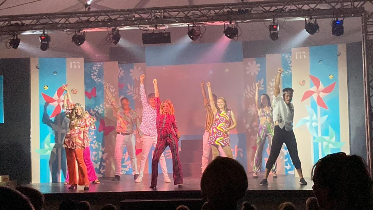 Estivo Premium Deluxe Mobile Homes On Malibu *