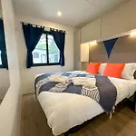 Estivo Premium Deluxe Mobile Homes On Camping Malibu Beach