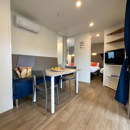 Campeggio Estivo Premium Deluxe Mobile Homes On Malibu *