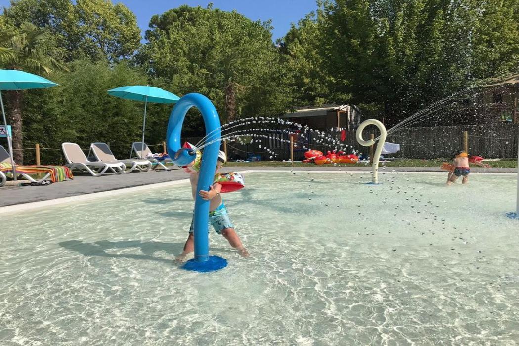 Estivo Premium Deluxe Mobile Homes On Malibu Lido di Jesolo