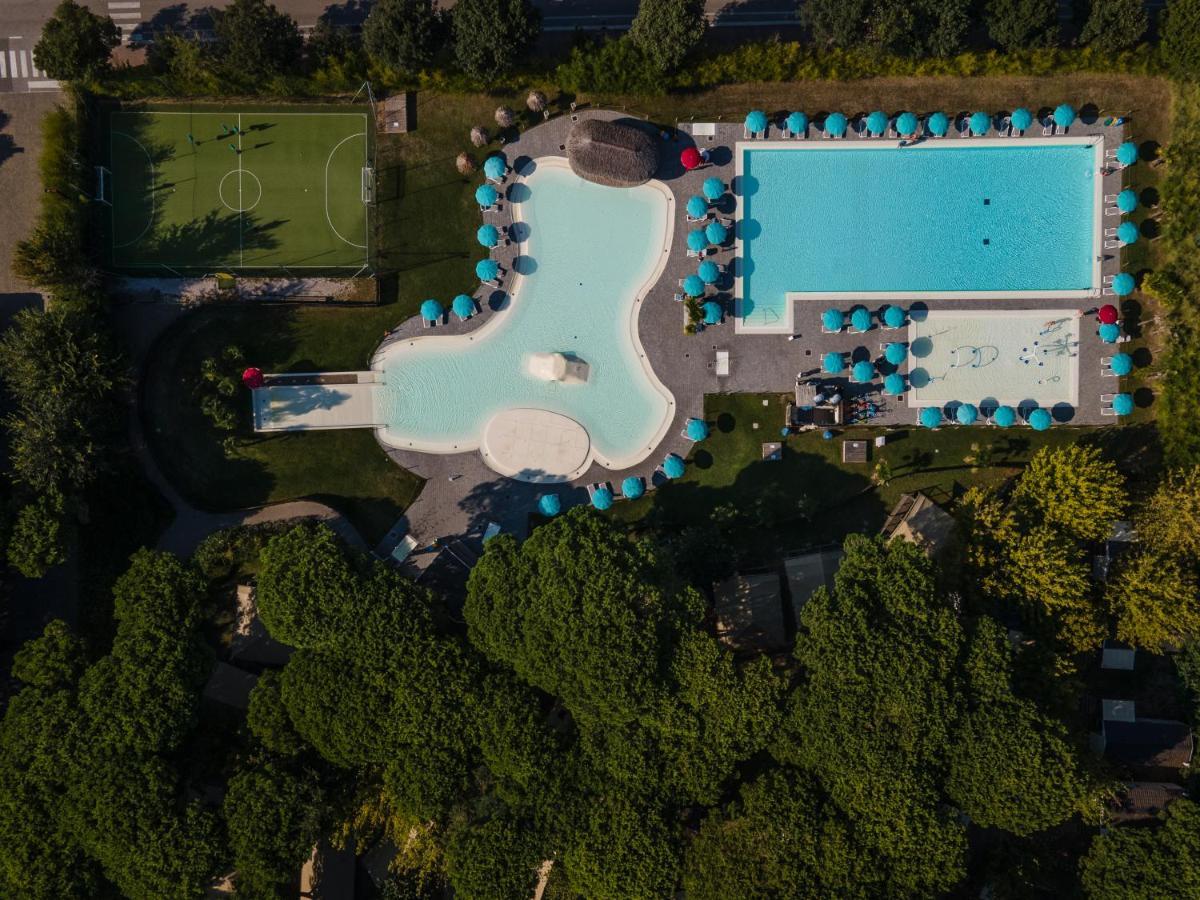 Estivo Premium Deluxe Mobile Homes On Malibu